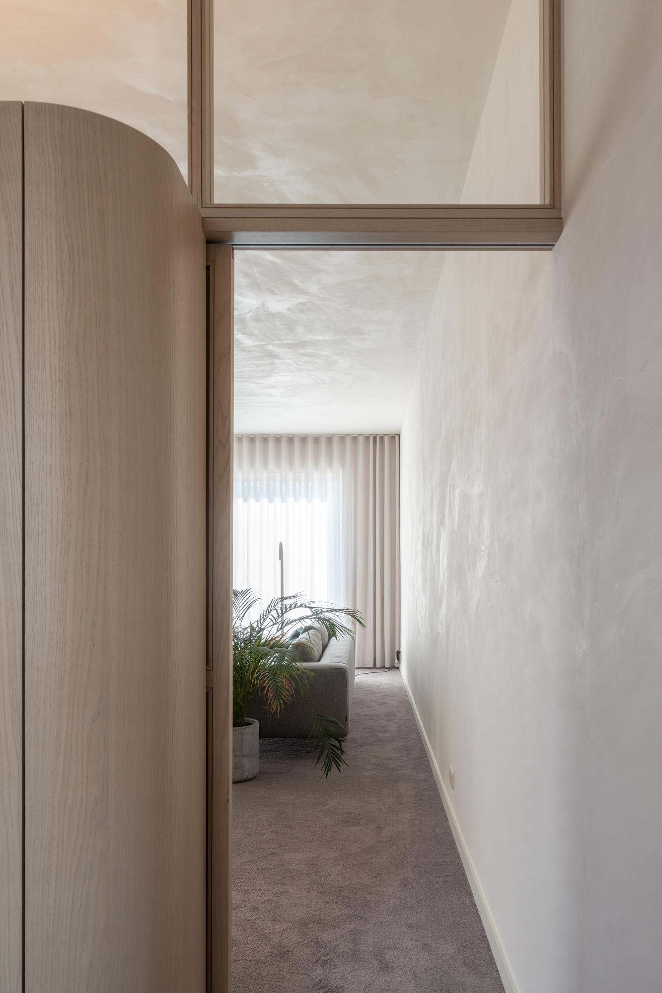 Inrichting woonkamer - keukeninrichting - maatwerk woonkamer roze - timmer ateljé - marke