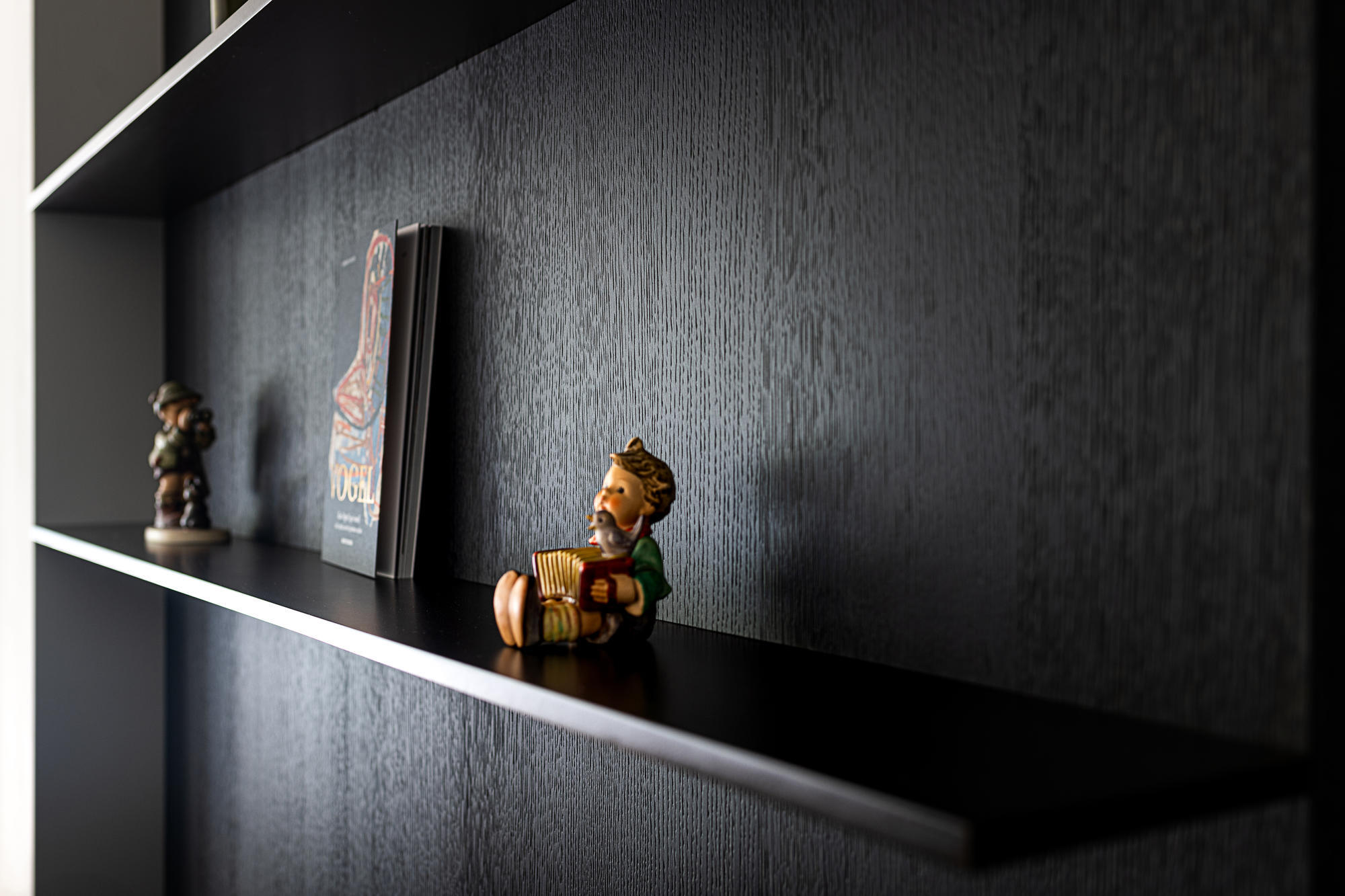 Interieurinrichting - inrichting haardwand - maatwerk - high end afwerking haardwand - marke kortrijk - timmer ateljé