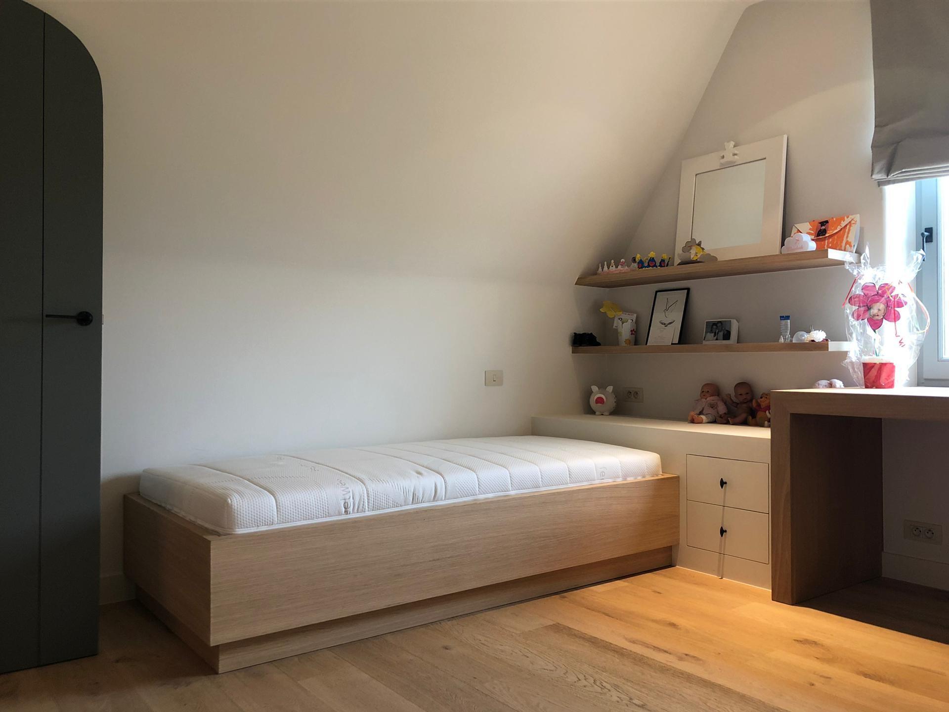 maatwerk bed - bed op maat - slaapkamer op maat - interieurinrichting - timmer ateljé - marke kortrijk