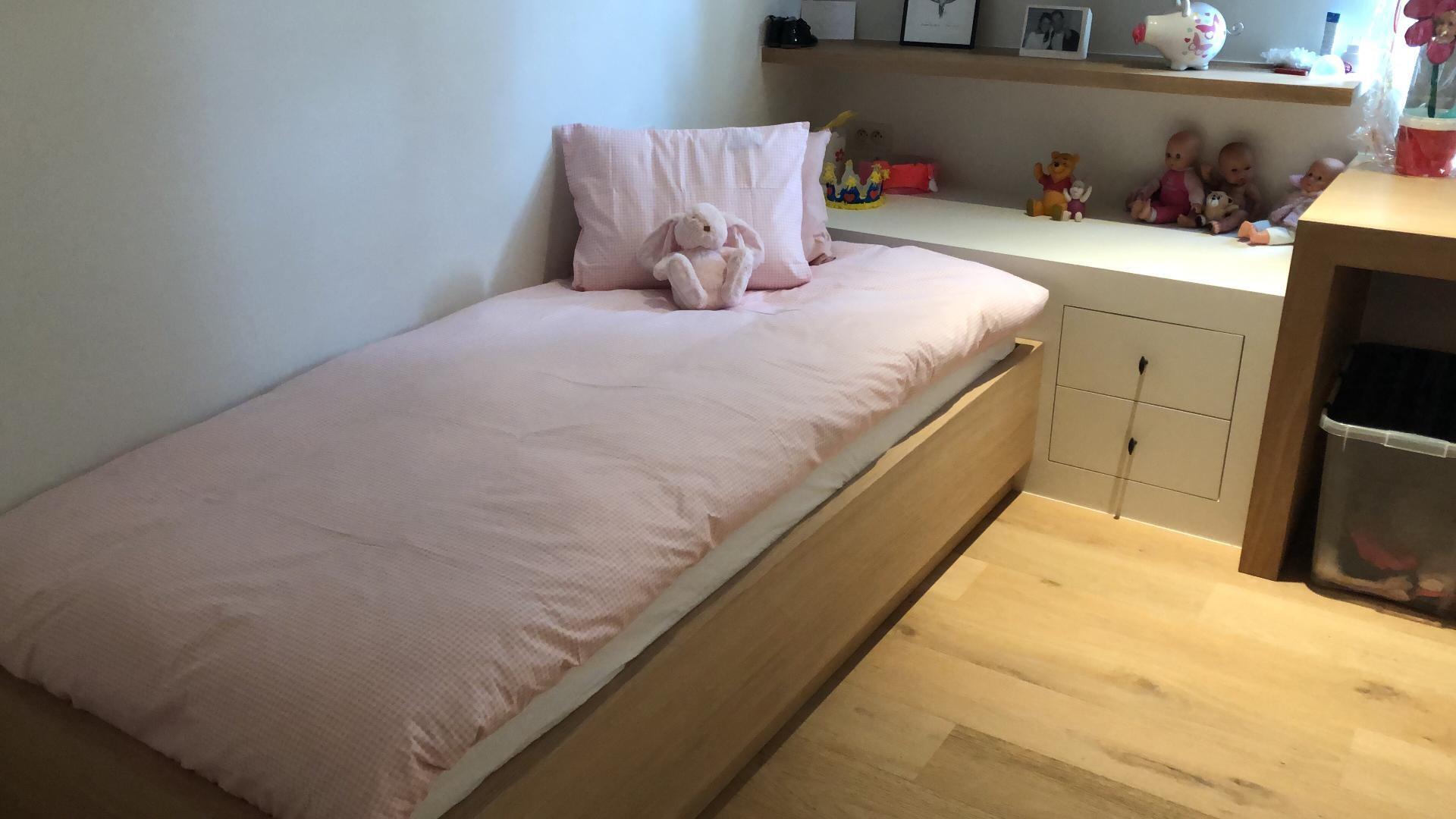maatwerk bed - bed op maat - slaapkamer op maat - interieurinrichting - timmer ateljé - marke kortrijk